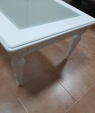 mesa auxiliar salon madera y cristal