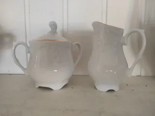 Juego de café,tetera, azucarero, lechera....