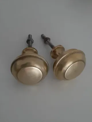 Pomoli per porte d'ingresso o portoni