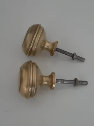 Pomoli per porte d'ingresso o portoni