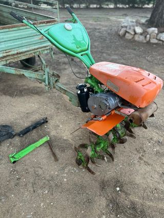Motocultor Agria con remolque urge vender