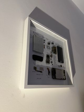 iPhone 2G 2007 ~ Quadro Artistico White