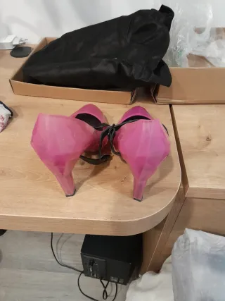 Zapatos United Nude Talla 37 Rosas