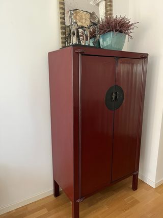 Guardaroba Cinese Laccato Rosso Scuro