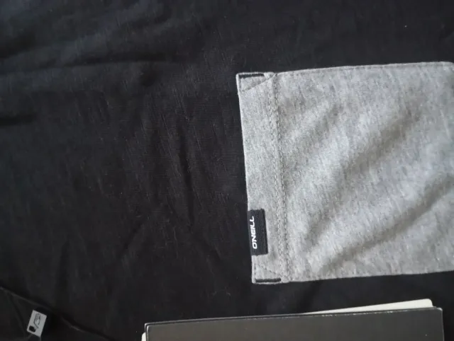 Camiseta Jack's Base Negra Talla 16 años