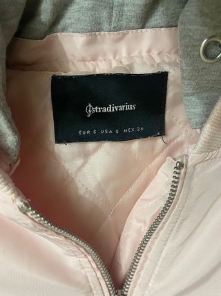 Cazadora Stradivarius rosa palo talla S. Nueva