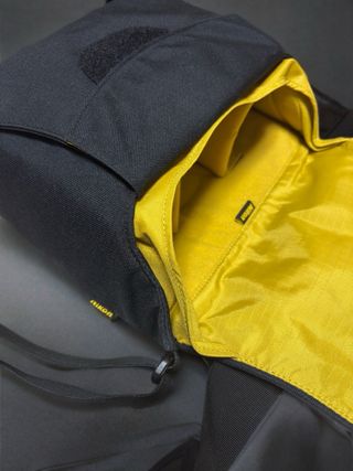 Cámara Nikon D80 con flash SB-600