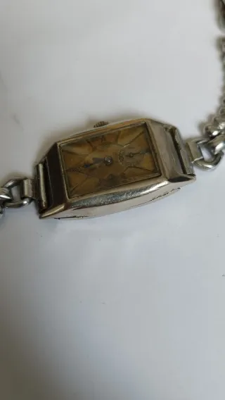 Reloj de cuerda art deco, funcionando para reparar