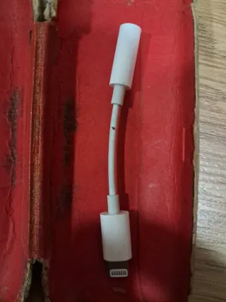 Adaptador Cable Lightning a Jack 3.5mm