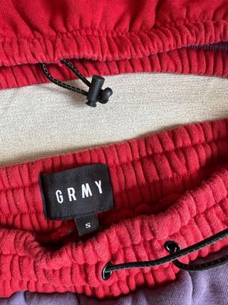 Conjunto chándal Grimey morado y rojo