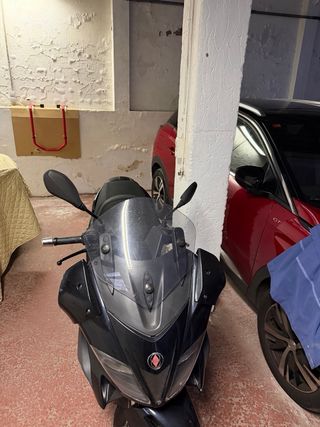 Moto Gilera Nexus 500Negra