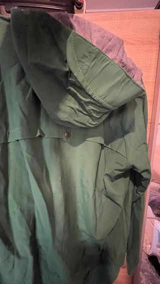 chaqueta chubasquero