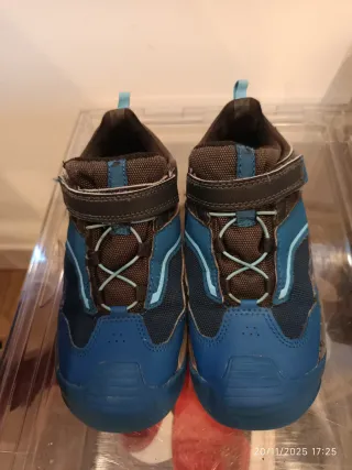 Zapatillas montaña y trecking Impermeables T33