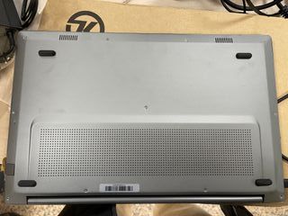 Notebook da 14": Intel i7-1185G7, 16 GB di RAM, 512 G P17