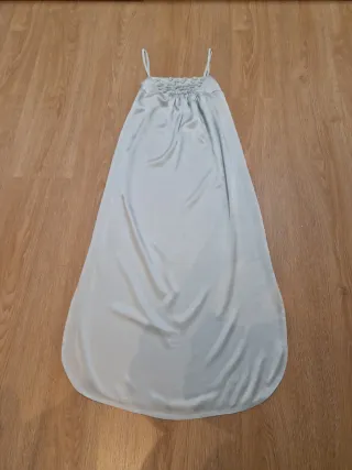 Camisón de seda azul claro