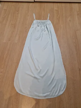 Camisón de seda azul claro