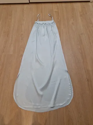 Camisón de seda azul claro