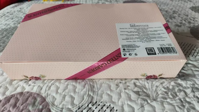 Set de baño IDC INSTITUTE Nuevo. Belleza. Regalo.