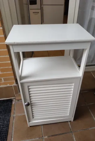 Mueble auxiliar blanco