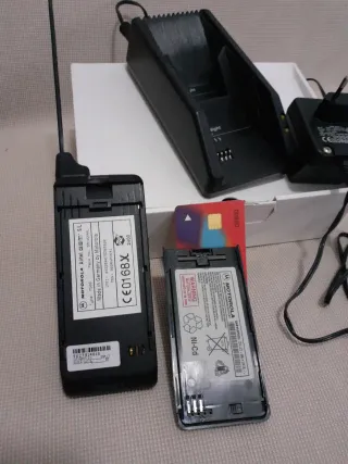 Teléfono móvil Motorola antiguo