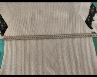 Jersey Zara Blanco con Encaje Negro