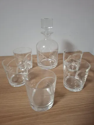 Juego Botella Whisky + 5 Vasos Cristal