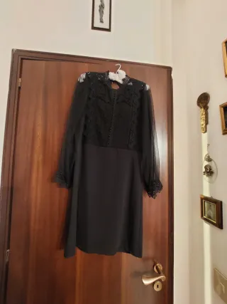 Vestito corto donna con pizzo