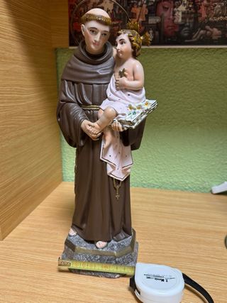 Figura San Antonio de Padua con Niño Jesús