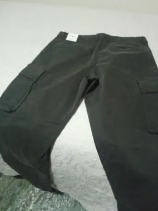 Pantalón cargo verde oliva