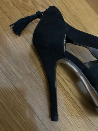 Sandalias tacón negro