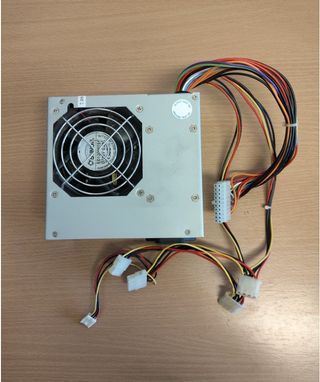 Fuente Alimentación Seventean ST-200HRK 650W