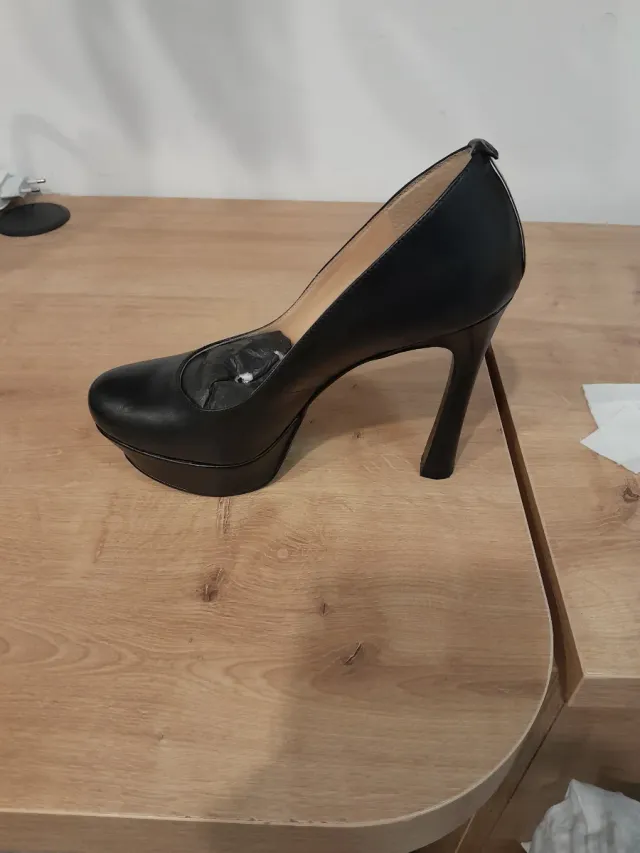 Zapatos Guess Talla 38 Negros