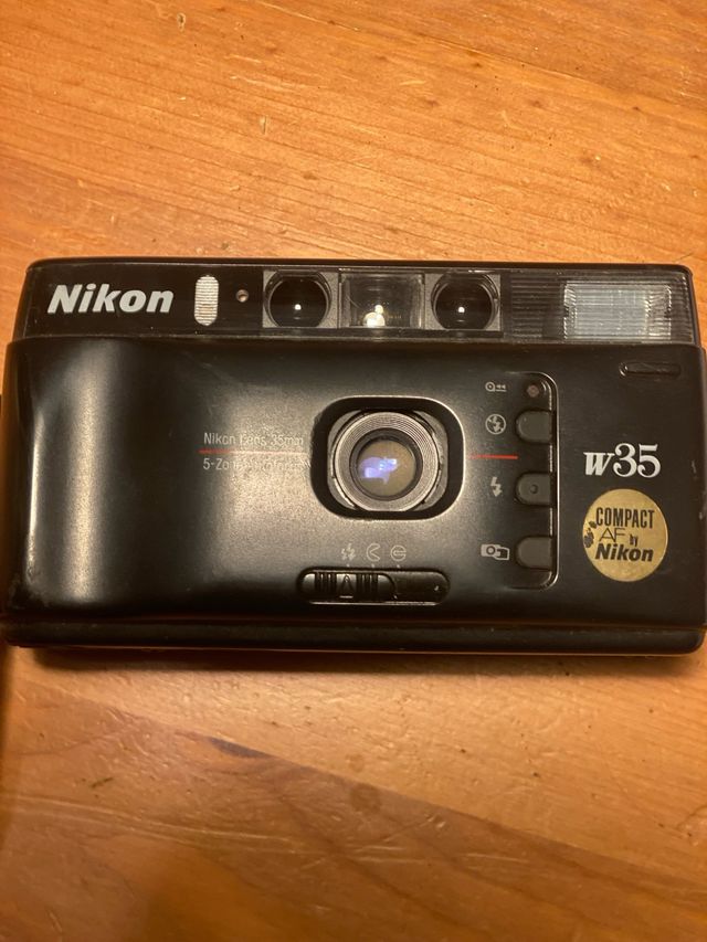 Fotocamera Nikon w35 AF compatta