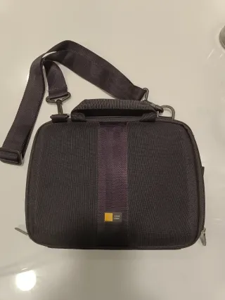 Funda Tablet Case Logic Negra