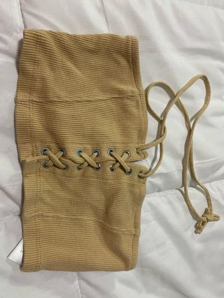 Top Bershka Beige Talla XXS