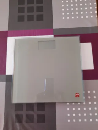 Báscula digital de cristal