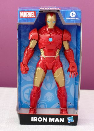 Muñeco Marvel Iron man en caja