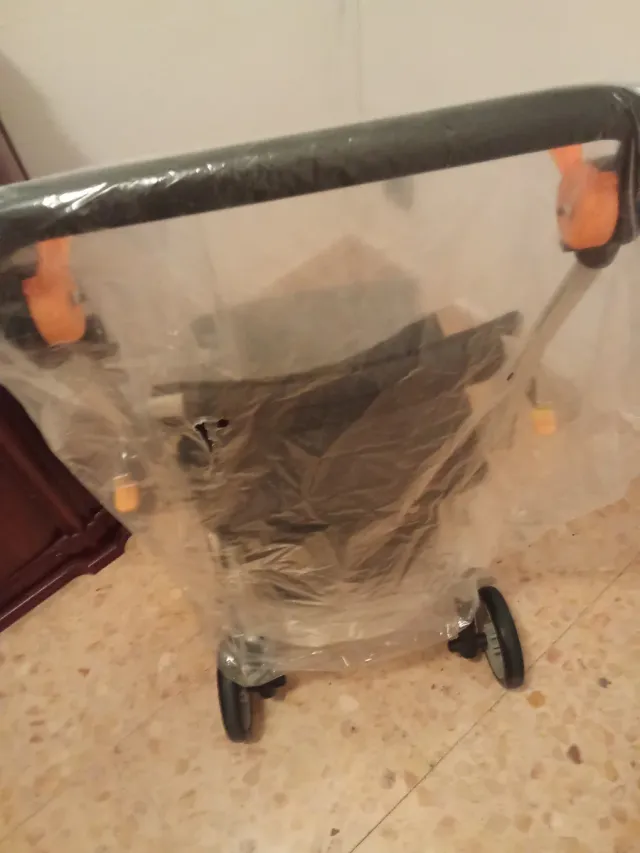 Andador para mayores sin estrenar