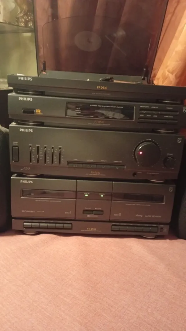 Equipo de musica Philips.