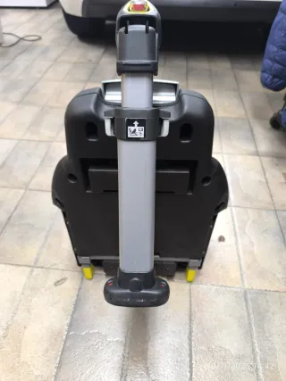 Lote Maxi-Cosi: Base Isofix + Silla grupo 0/0+