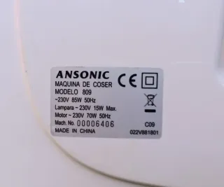 Máquina de coser de Hipercor