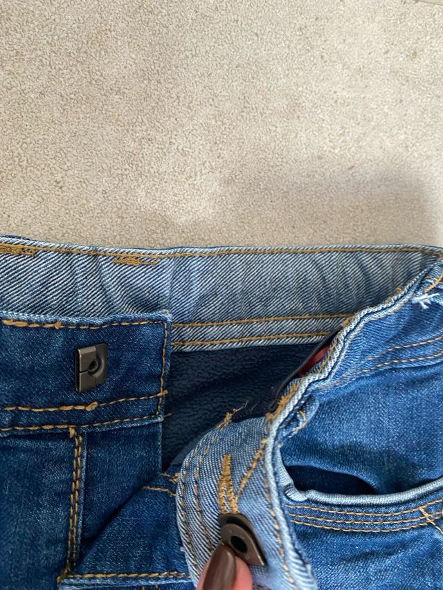 Vaqueros con forro polar - Talla 3 años