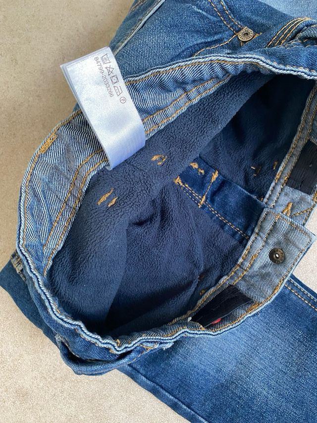 Vaqueros con forro polar - Talla 3 años