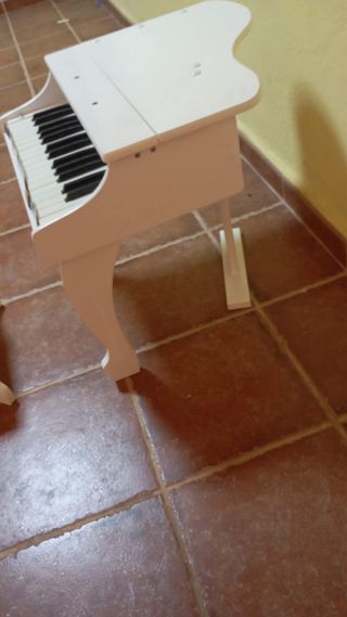 Piano Infantil Blanco con Taburete HAPE