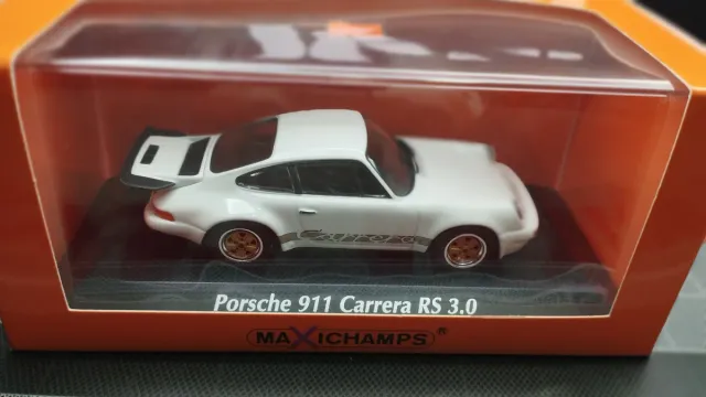 Porsche 911 Carrera RS 2.0 Maxichamps