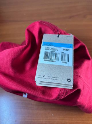 Cappello da Pescatore Nike x Liverpool - NUOVO