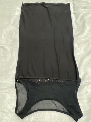 Vestido negro lentejuelas y tul