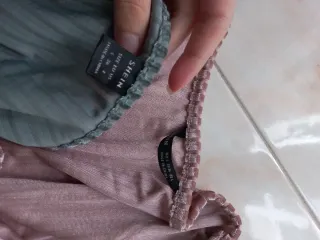 2 maglie SHEIN S azzurro rosa