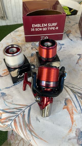 2 Carretes daiwa emblem surf 35scw QD type-r
