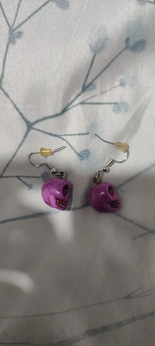 Pendientes calavera morados y rosas